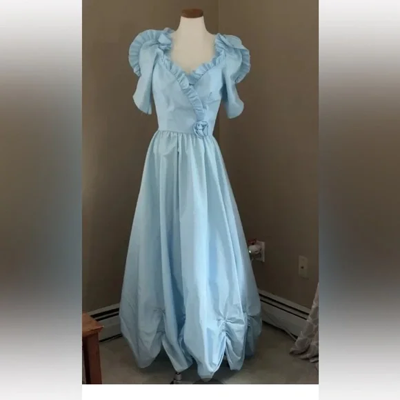 sachin and babi light blue dress Southern Belle-Inspired Prom Dresses  Camille La Vie
